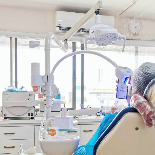 Modern dental office equipped for oral prophylaxis.